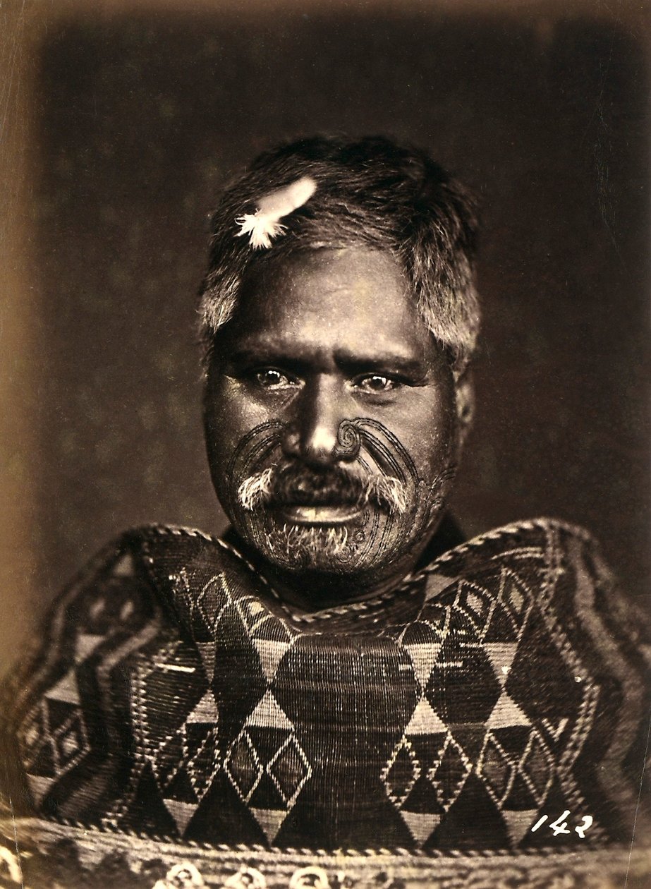 Egy tetovált arcú maori portréja, 1886-88 körül alkotó: New Zealand Photographer