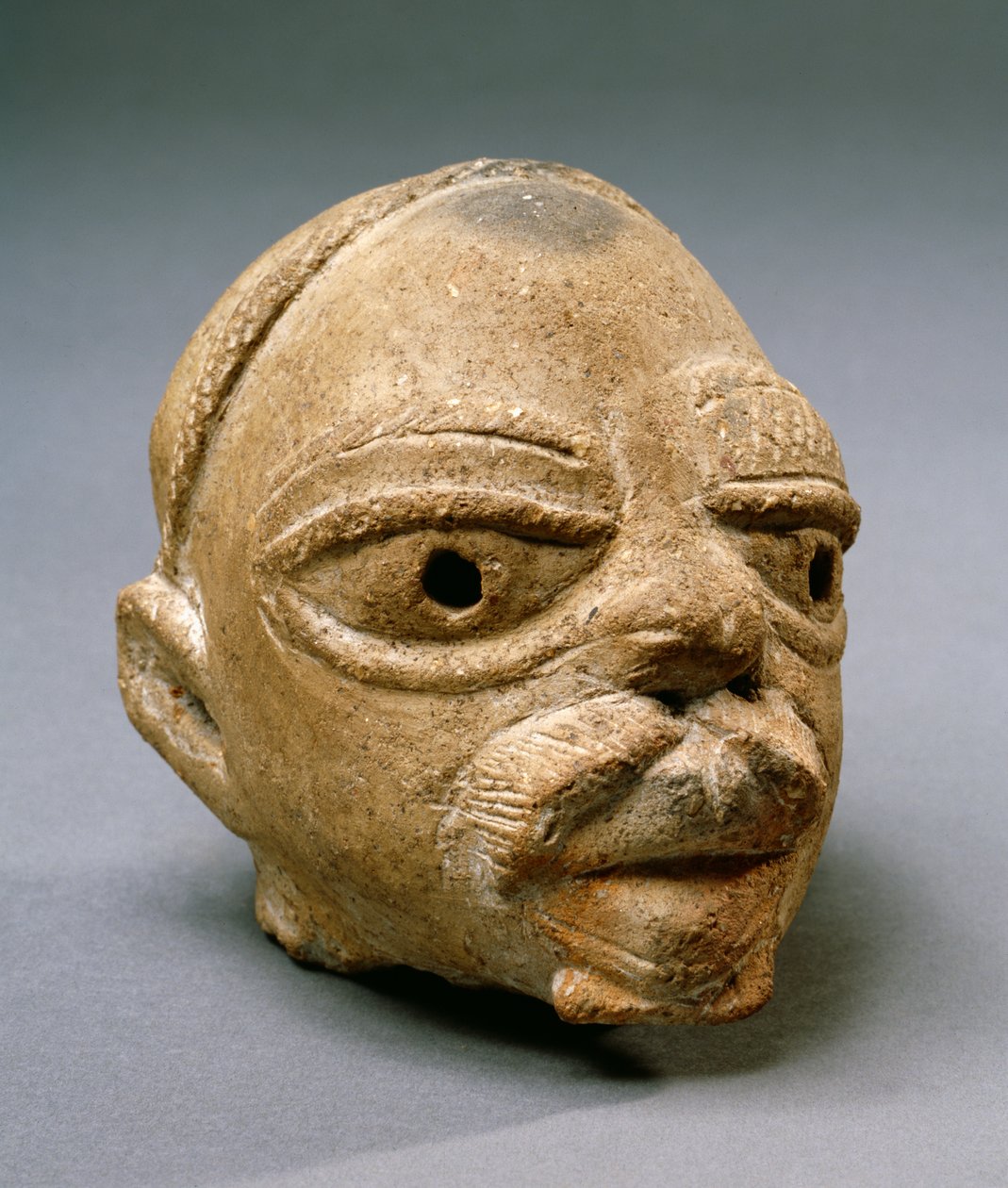 fej (terrakotta) alkotó: Nok Culture