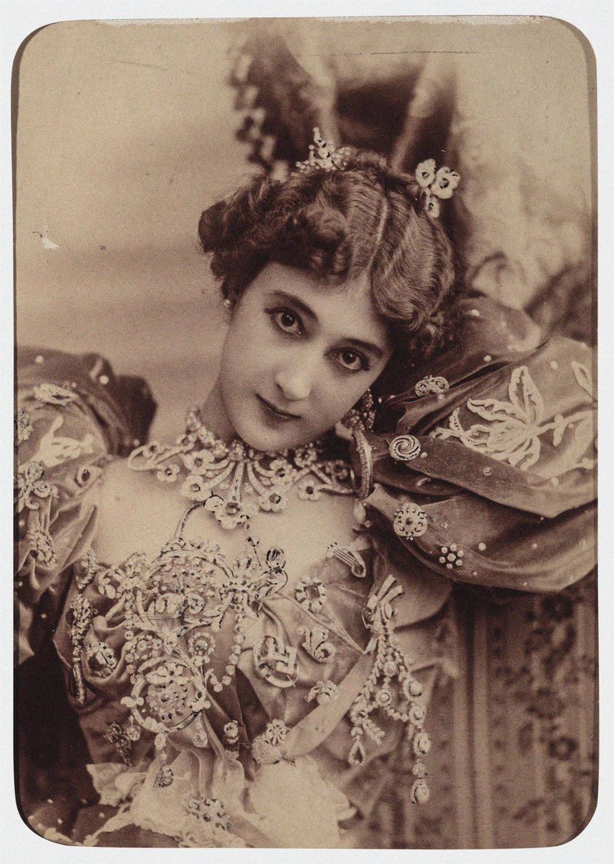 La Belle Otero, 1890-es évek. alkotó: Paris . Photo studio Reutlinger