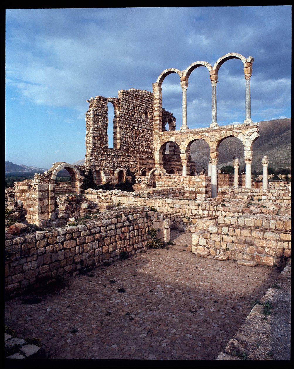 Kilátás a városra, i.sz. 705-710 alkotó: Period Umayyad