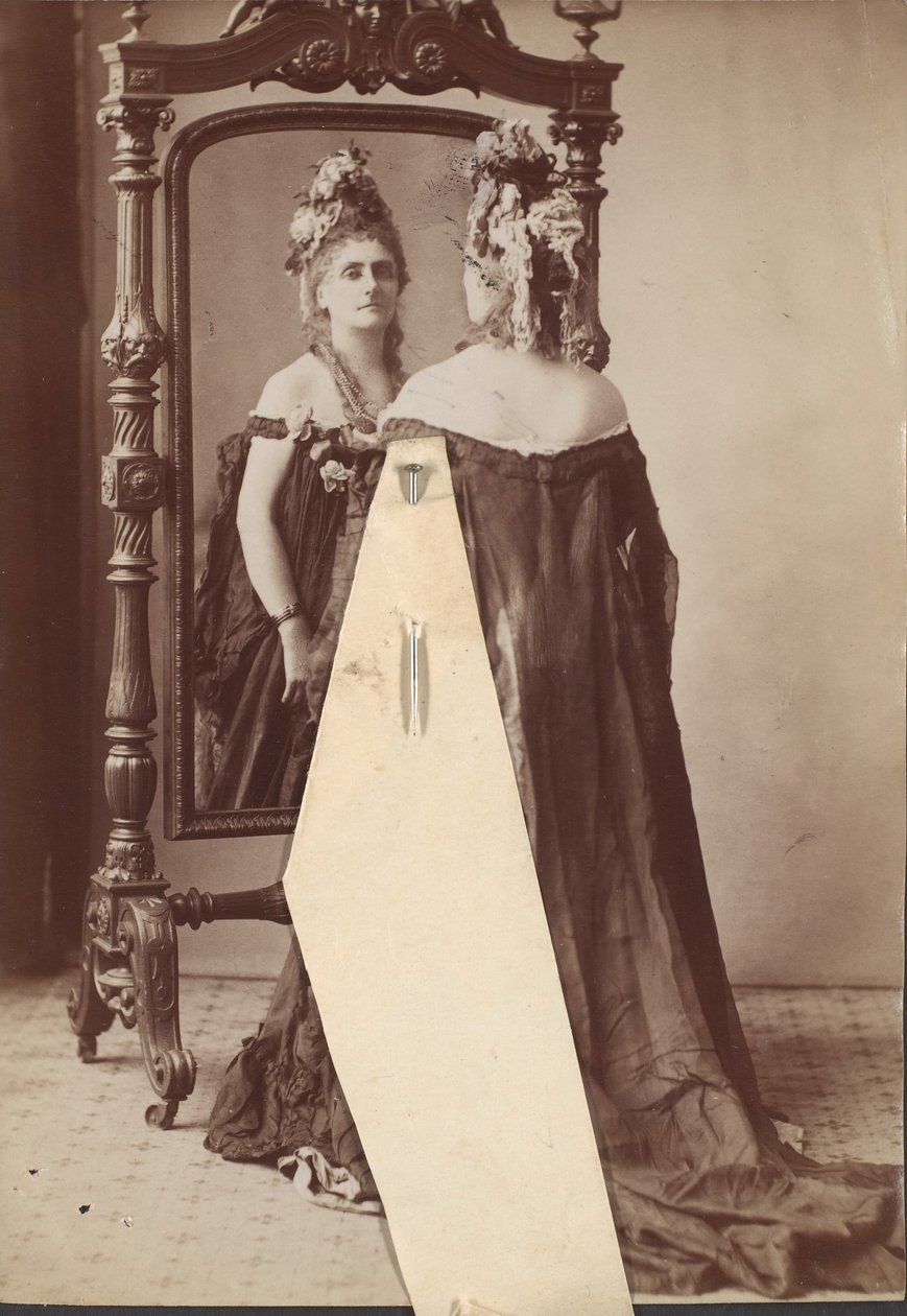 [De Castiglione grófnő], 1895. alkotó: Pierre Louis Pierson