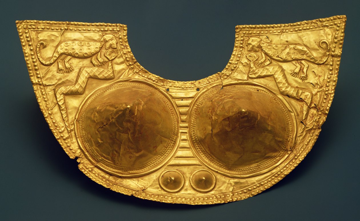 Sinu mellvért (kalapált arany) alkotó: Pre Columbian