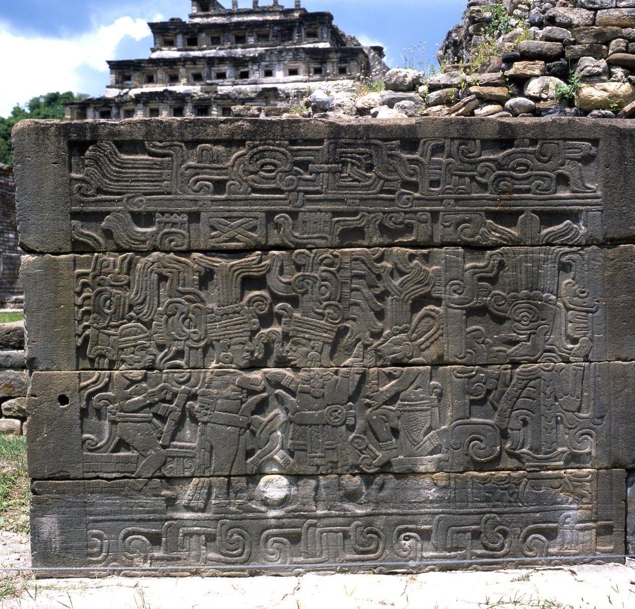North-West Relief, Totonac, North wall, South Ball Court, Late Classic period alkotó: Pre Columbian