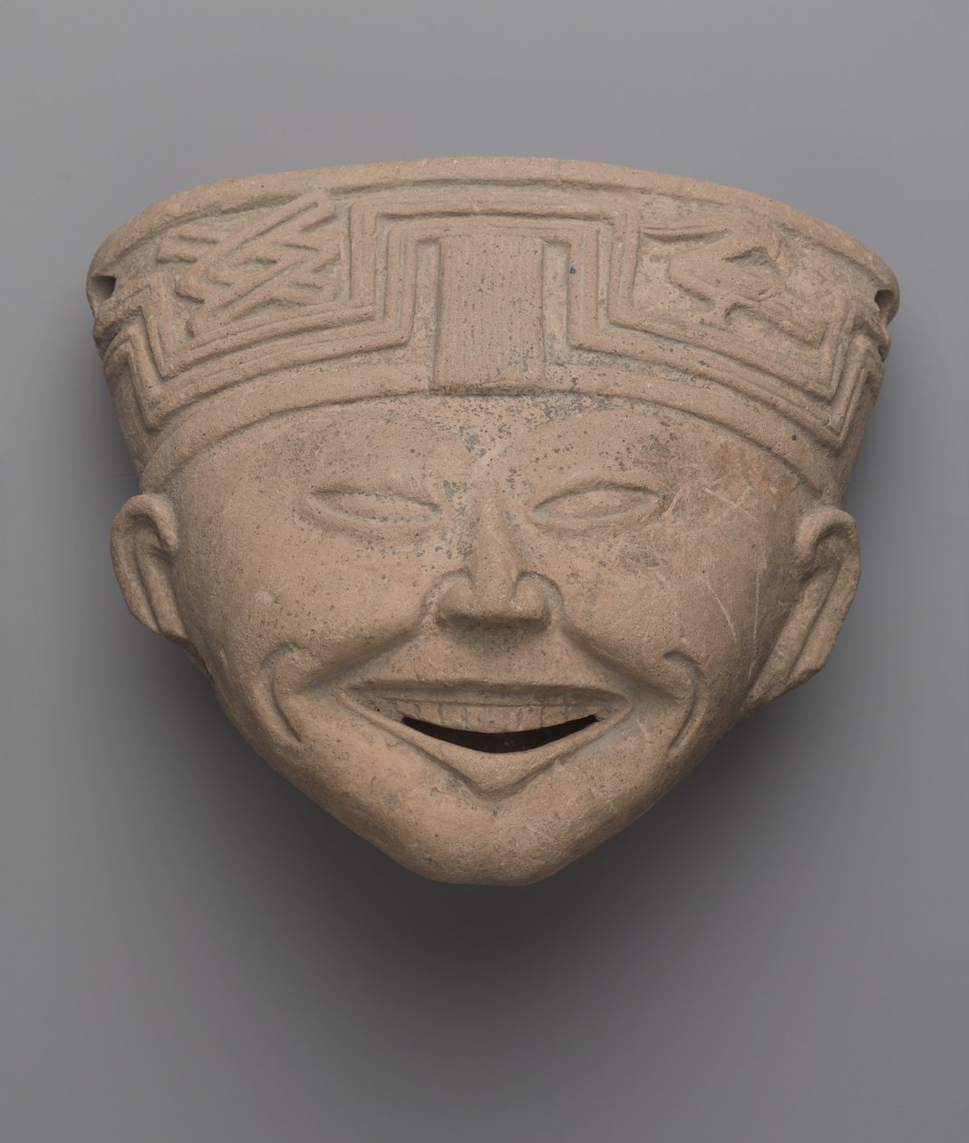 Egy nevető ember feje, Totonac (kerámia) alkotó: Pre Columbian