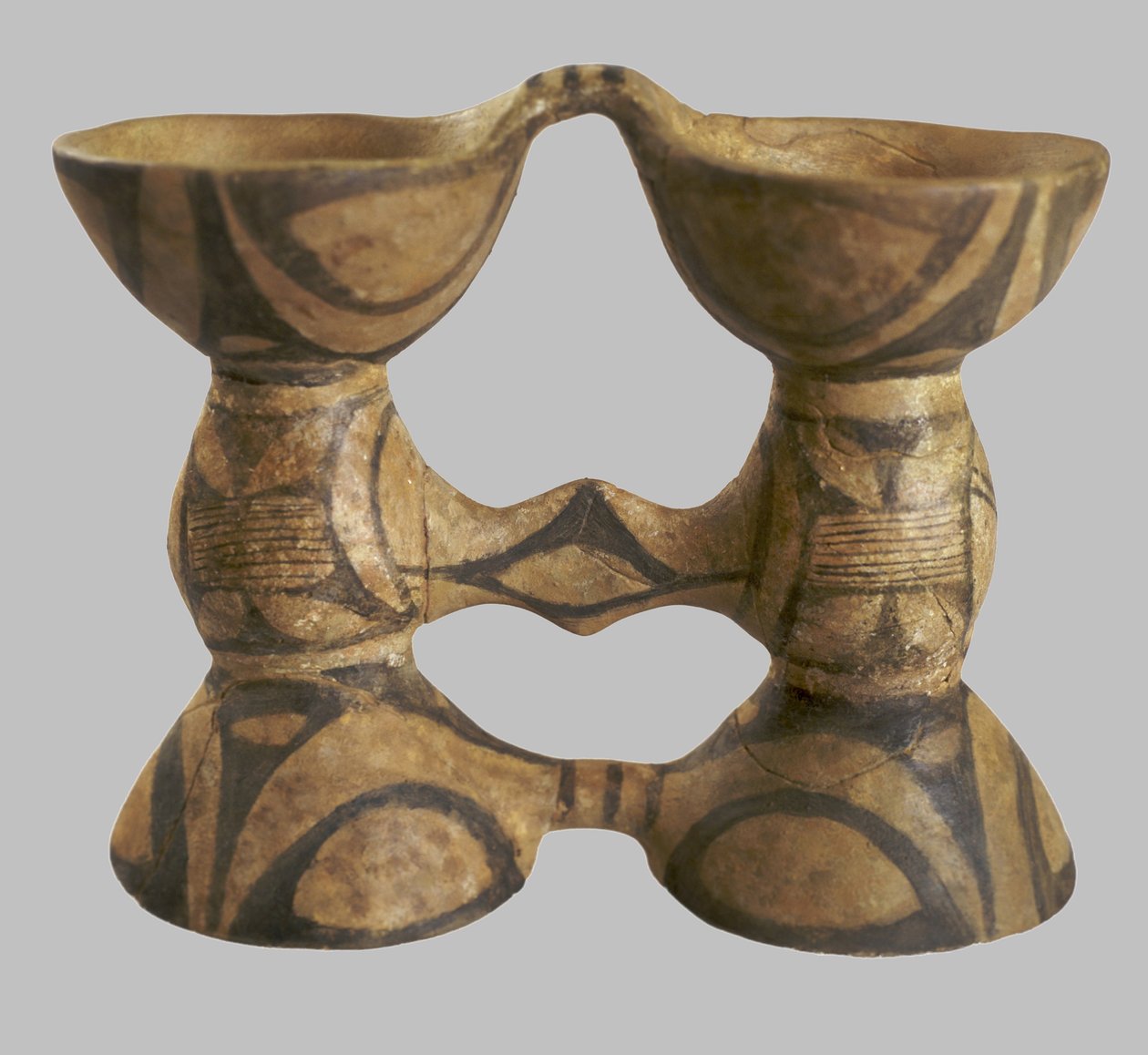 Távcső alakú edény, ie 4250-3850 alkotó: Prehistoric Russian Culture