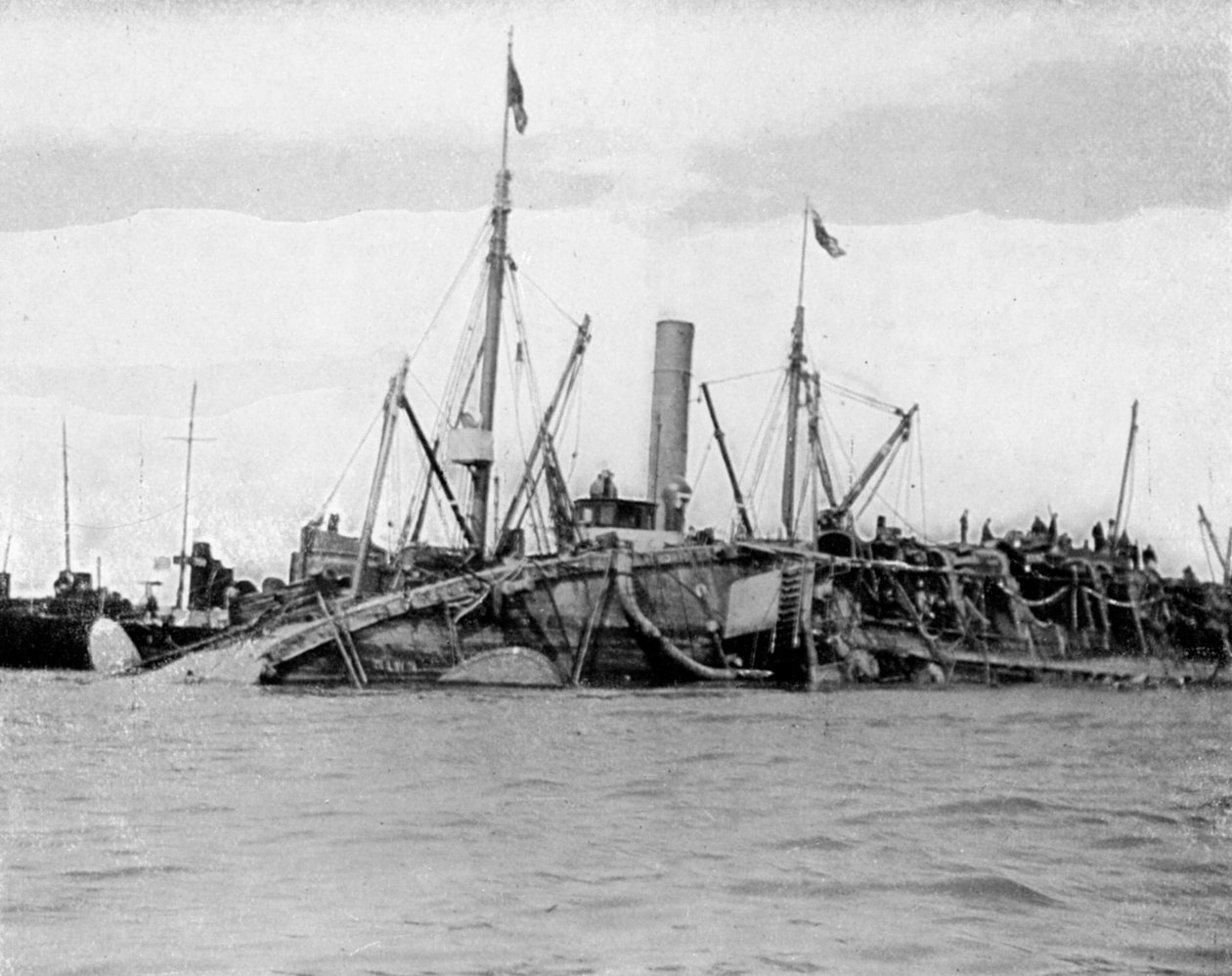 A HMS Gladiátor felemelkedése, 1908. alkotó: Queen Alexandra