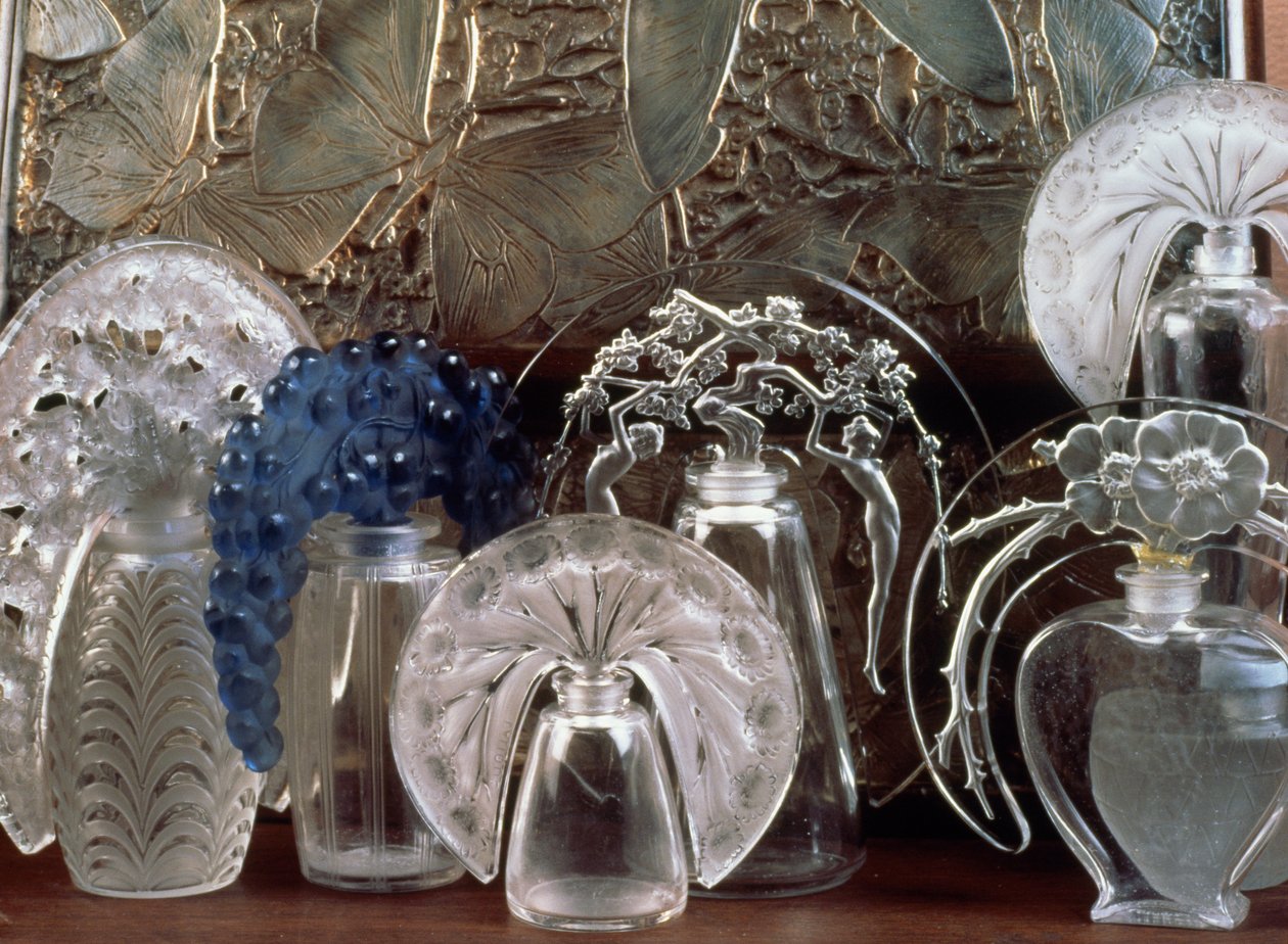 Parfüm flakon üvegben alkotó: Rene Jules Lalique