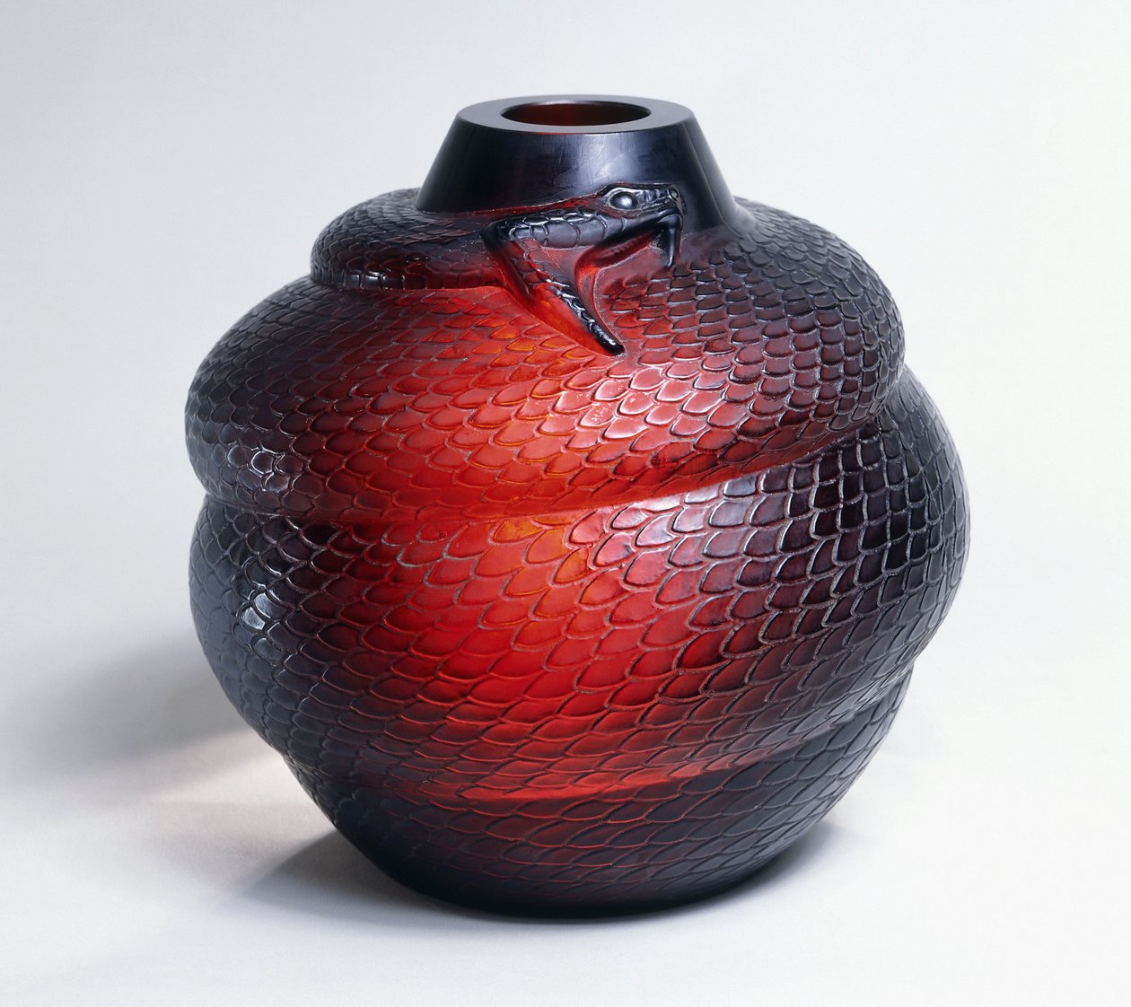 Kígyó alkotó: Rene Jules Lalique