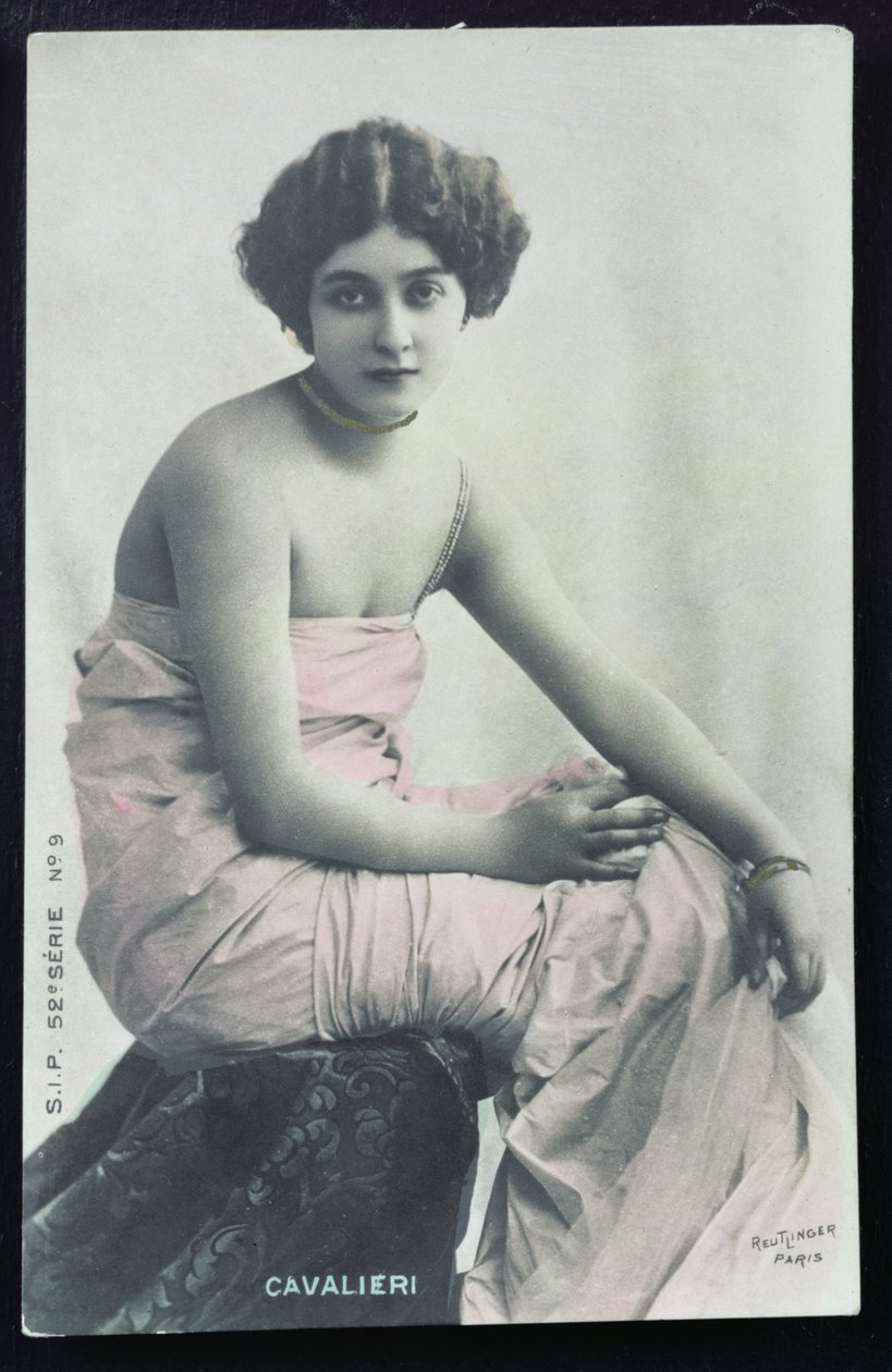 Lina Cavalieri (szül. 1874) táncosnőt és énekesnőt ábrázoló képeslap (színes fénykép) alkotó: Reutlinger Studio