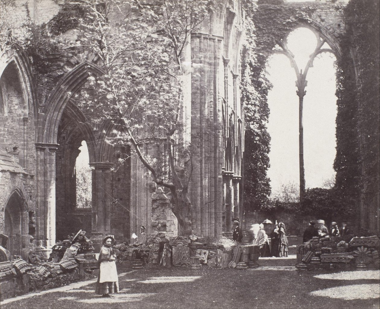 Belső- Tintern apátság alkotó: Roger Fenton
