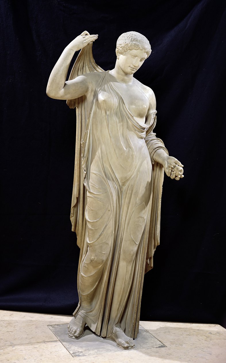 Aphrodite Genetrix, római másolat, egy időszámításunk előtti 5. századi eredeti után, amelyet Callimachusnak (márvány) tulajdonítottak (a részletekért lásd: 164600–164606, 191005) alkotó: Roman