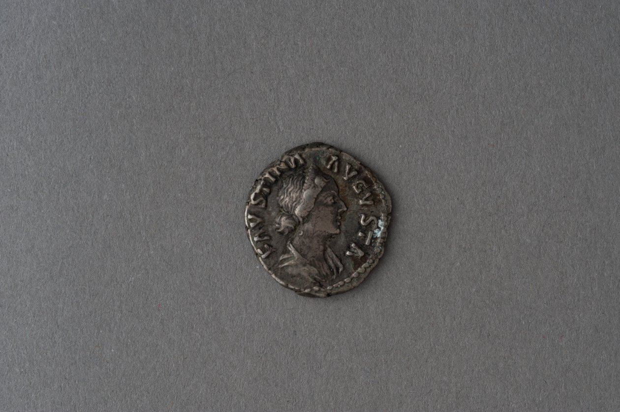 Fausztinai Dénár (ezüst) alkotó: Roman