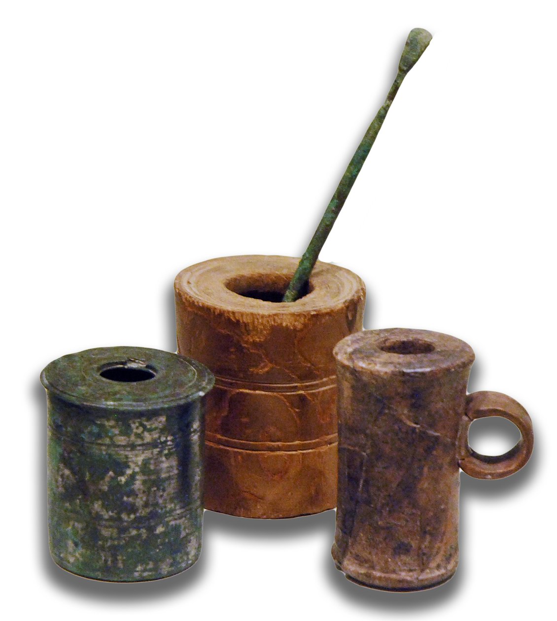Tintatartók alkotó: Roman
