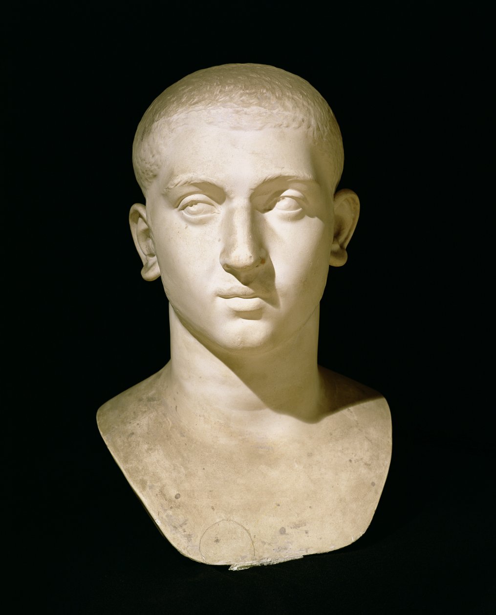 Perselus Sándor császár (i.sz. 205-35) portré mellszobra (márvány) alkotó: Roman