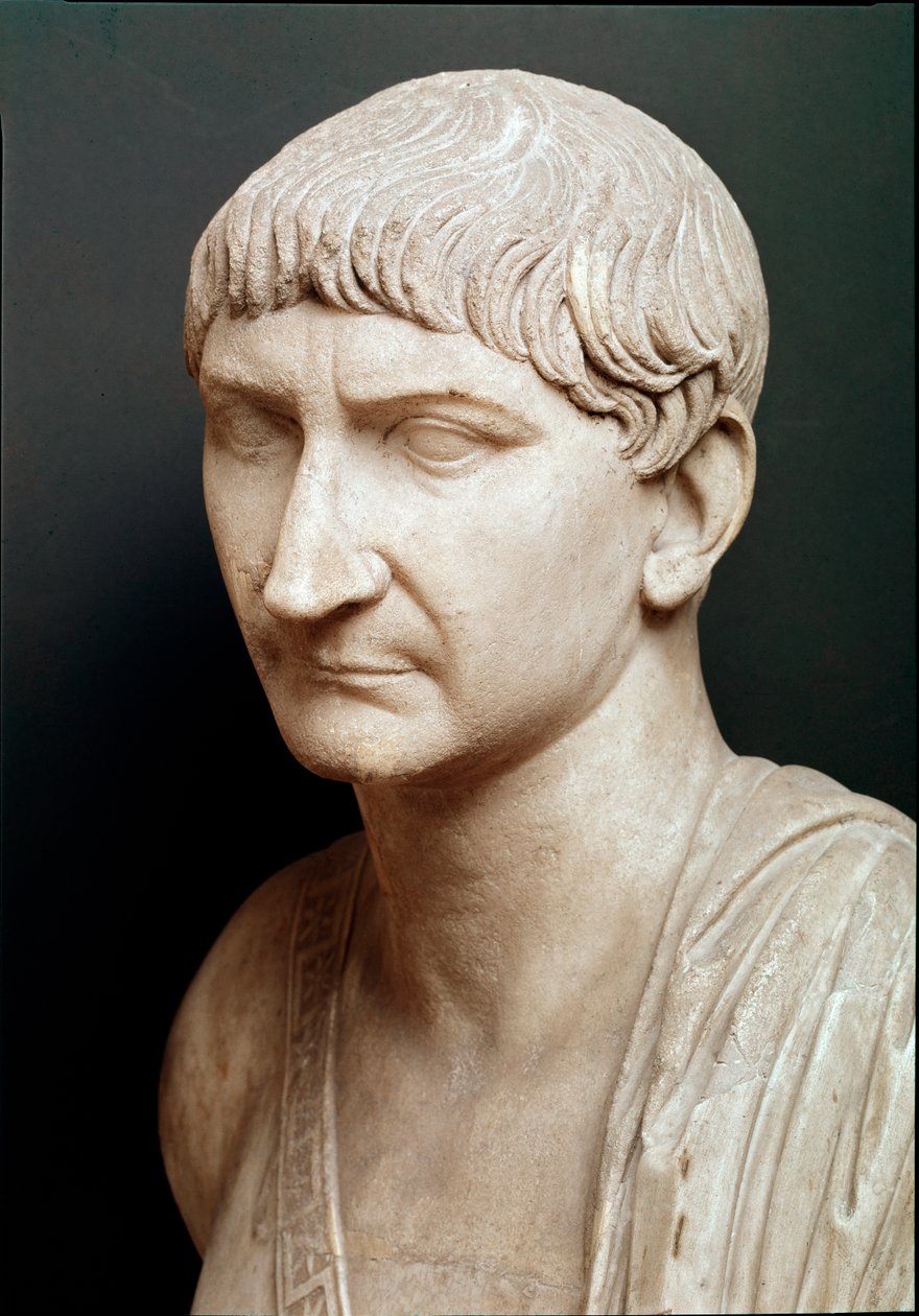 Traianus császár mellszobra, részlet (márványszobor) alkotó: Roman