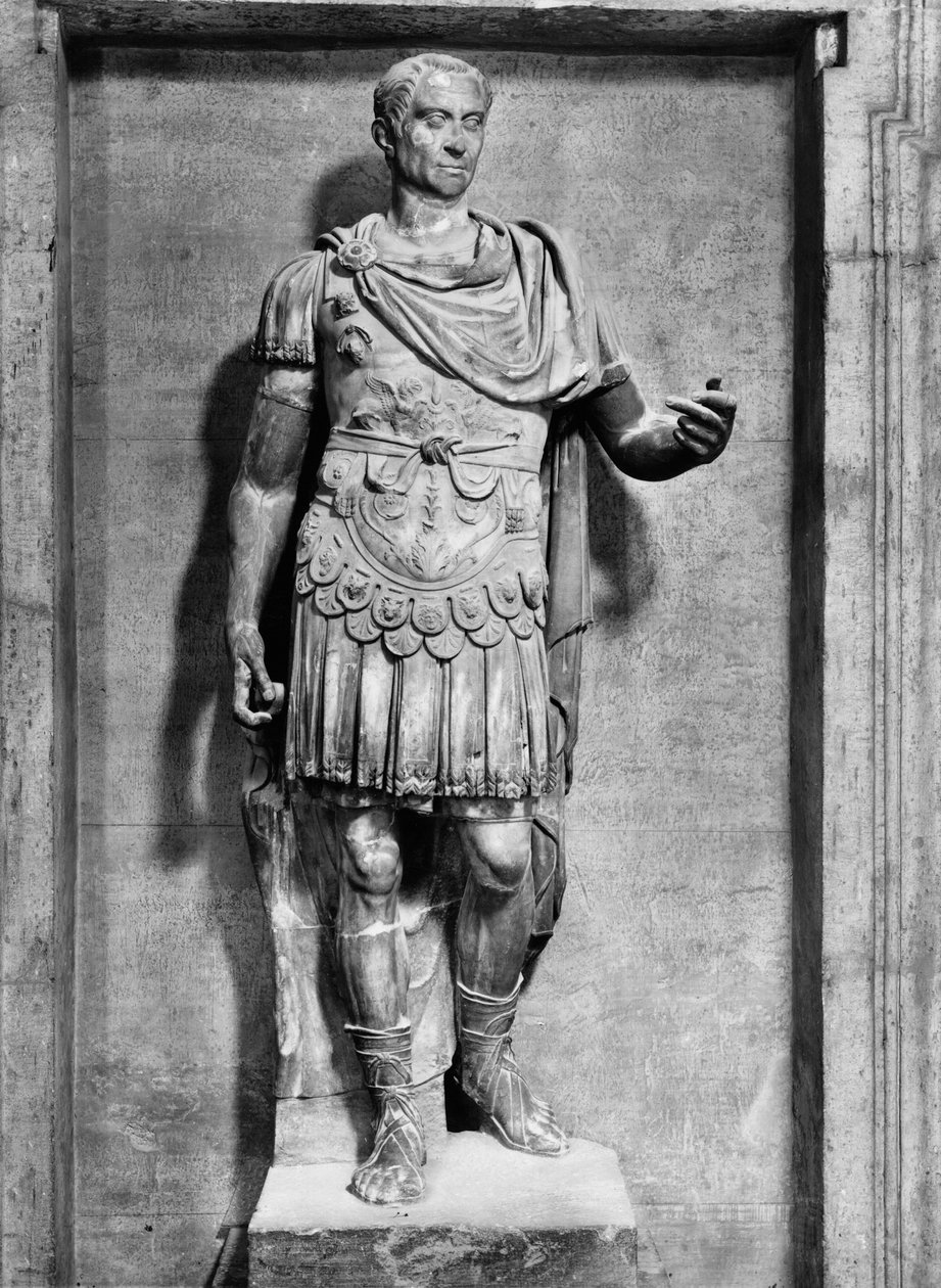 Julius Caesar (Kr. e. 100-44) (márvány) (f/w fotó) alkotó: Roman
