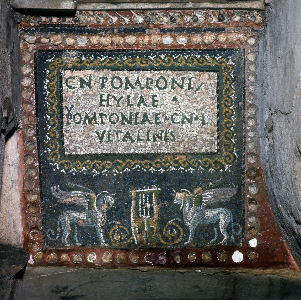 Pomponio Hylax sírjának mozaikja, Róma. alkotó: Roman