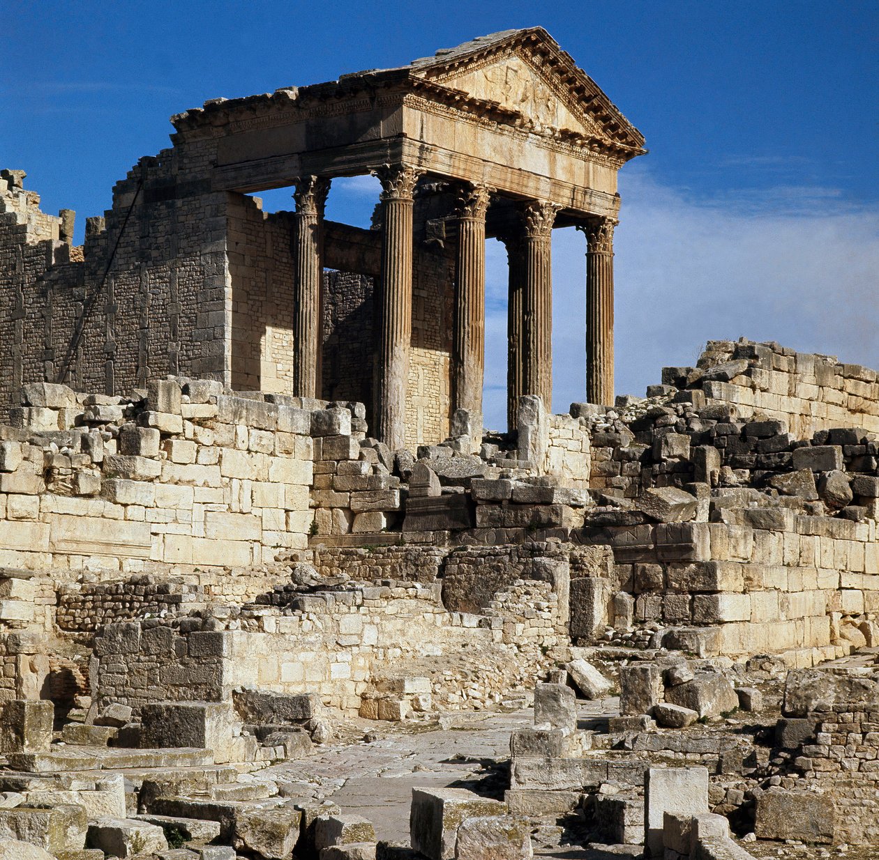 Kilátás a fővárosra alkotó: Roman