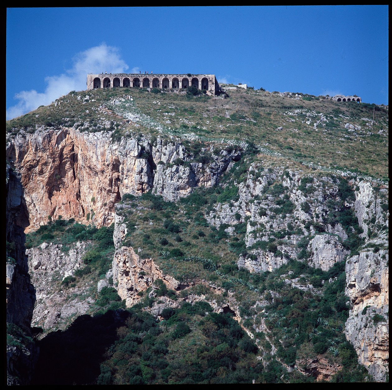 Kilátás a Jupiter templomra alkotó: Roman