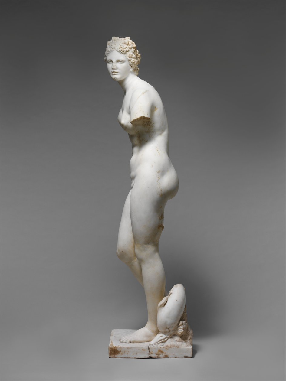 Aphrodité szobra alkotó: Roman Roman