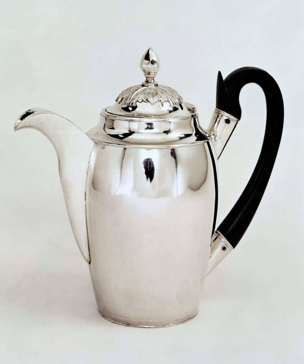Csokoládéfazék, Leningrád, 1804 (ezüst) alkotó: Russian School