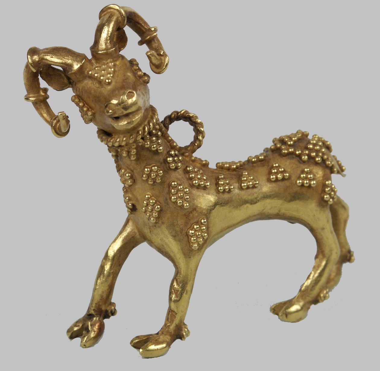 Medál, Kr.e. 4. század alkotó: Scythian