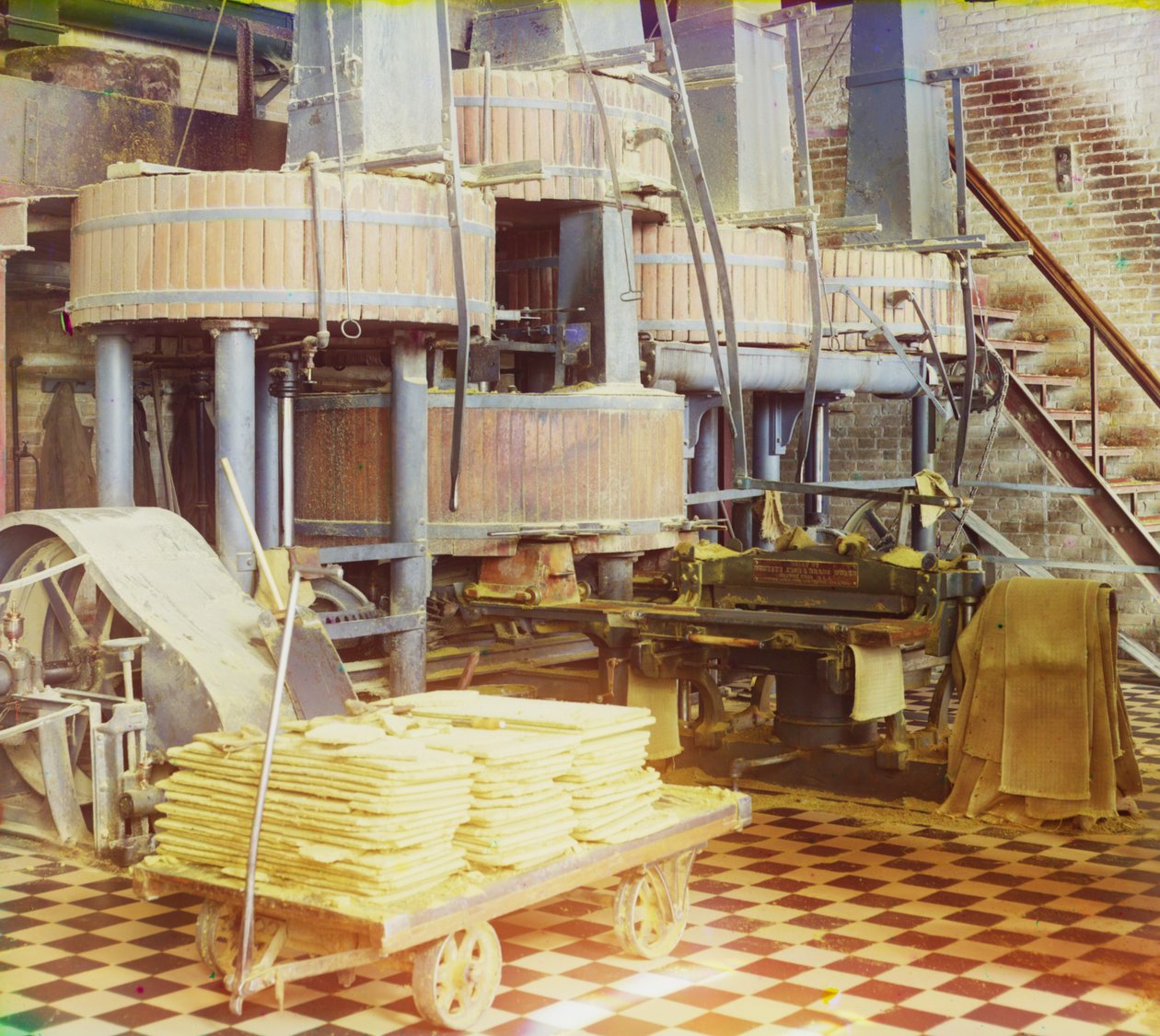 Pamut textilgyár belseje, valószínűleg Taskent, 1905-1915 alkotó: Sergey Prokudin Gorsky