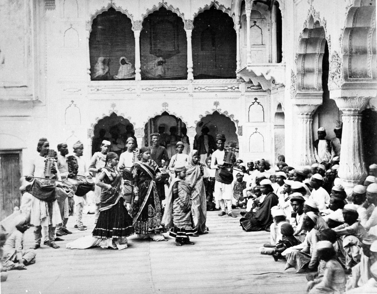Nautch, Delhi 1863 körül alkotó: Shepherd and Robertson