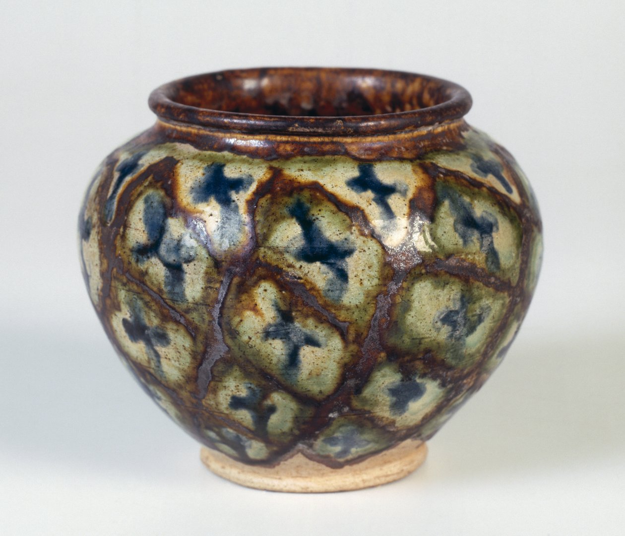 Kis tégely, Tang-dinasztia, i.sz. 618-907 (kőedény ólommal folyósított polikróm mázzal) alkotó: Tang Dynasty Chinese School