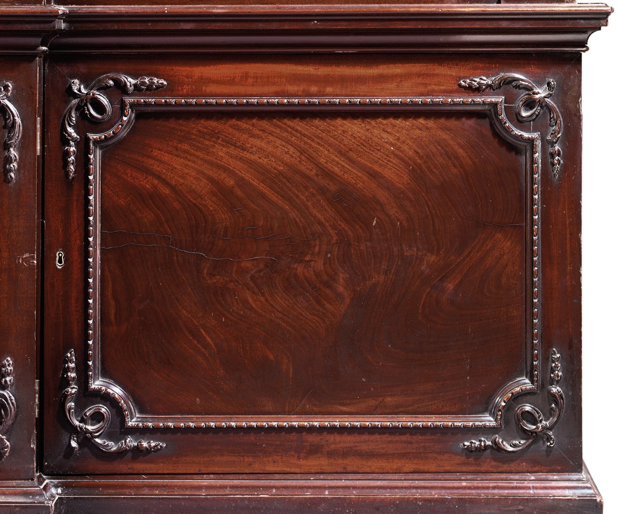 III. György kirakati könyvespolc alkotó: Thomas Chippendale