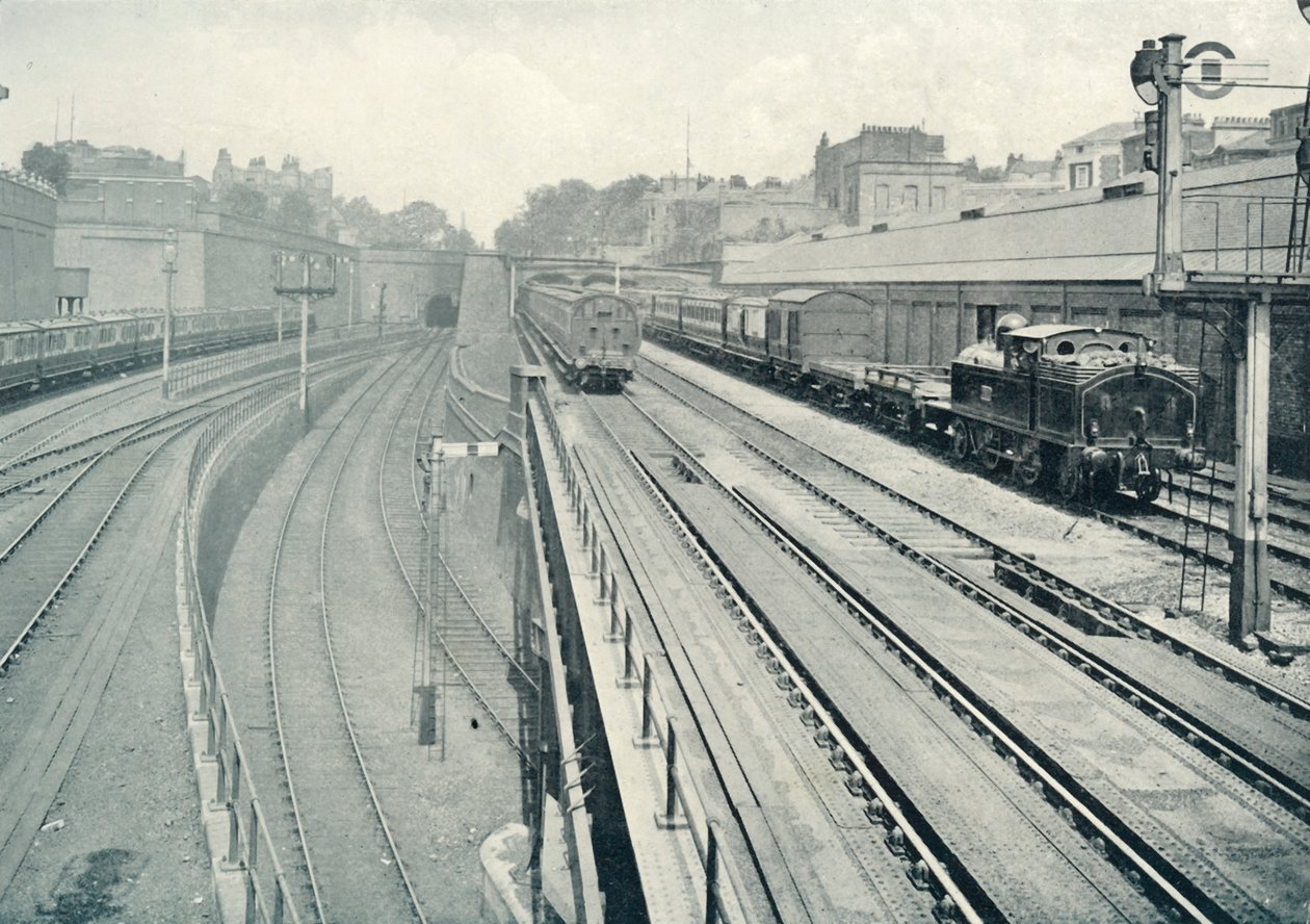 Egy forgalmas hely, 1922. alkotó: Unbekannt