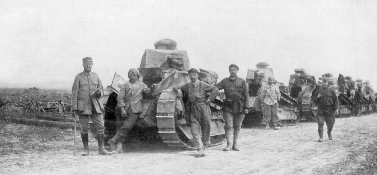 Könnyű tankok csoportja, Soissons, Franciaország, 1918 alkotó: Unbekannt