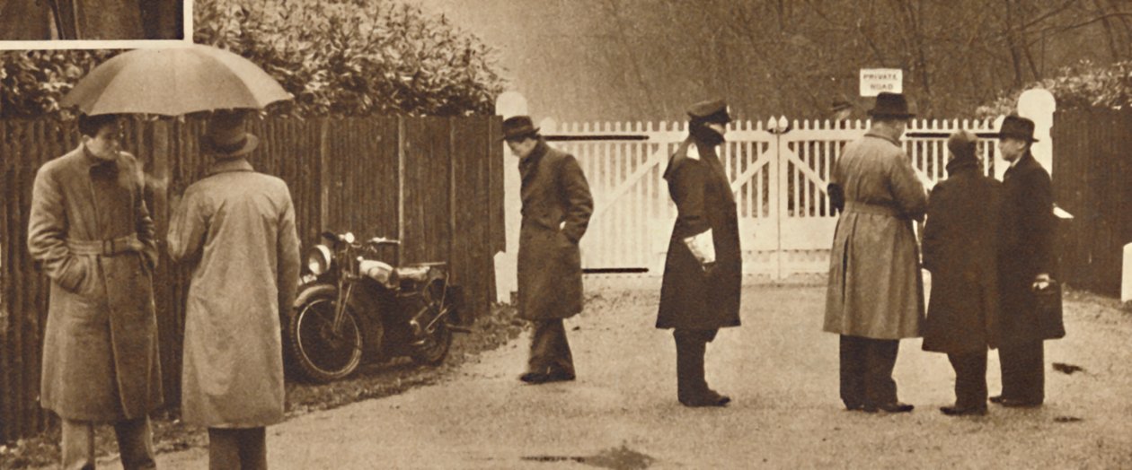 At the Gates, Fort Belvedere, 1936-1937 alkotó: Unbekannt