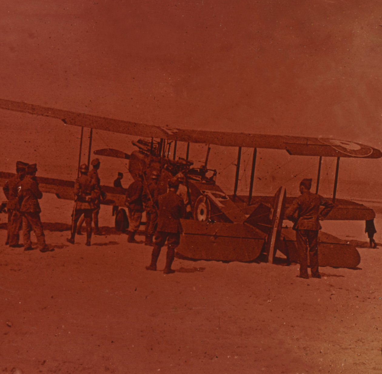 Leromlott brit repülőgép, c1914-c1918. alkotó: Unbekannt