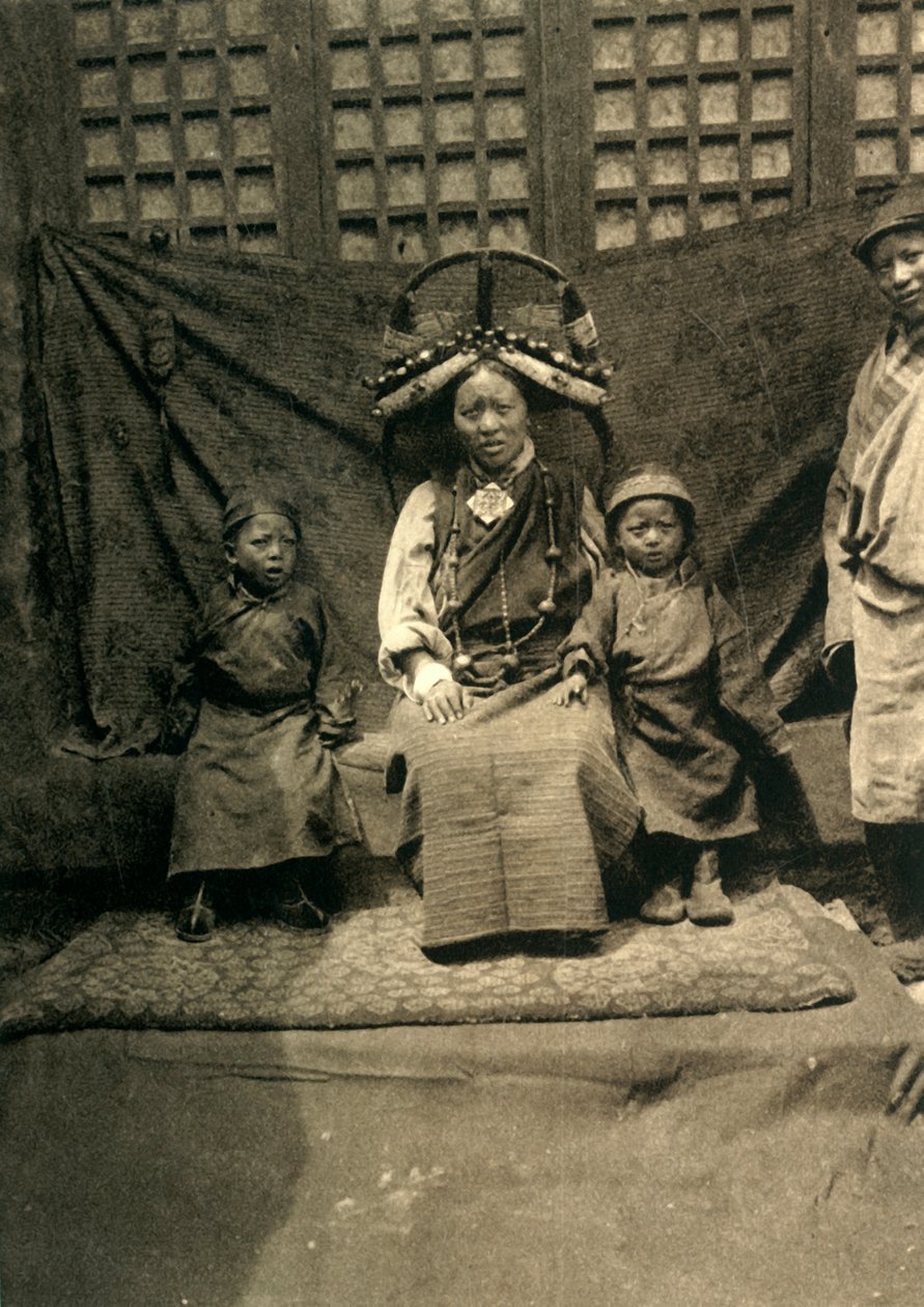 Tingri kormányzójának családja, 1918-c1939. alkotó: Unbekannt