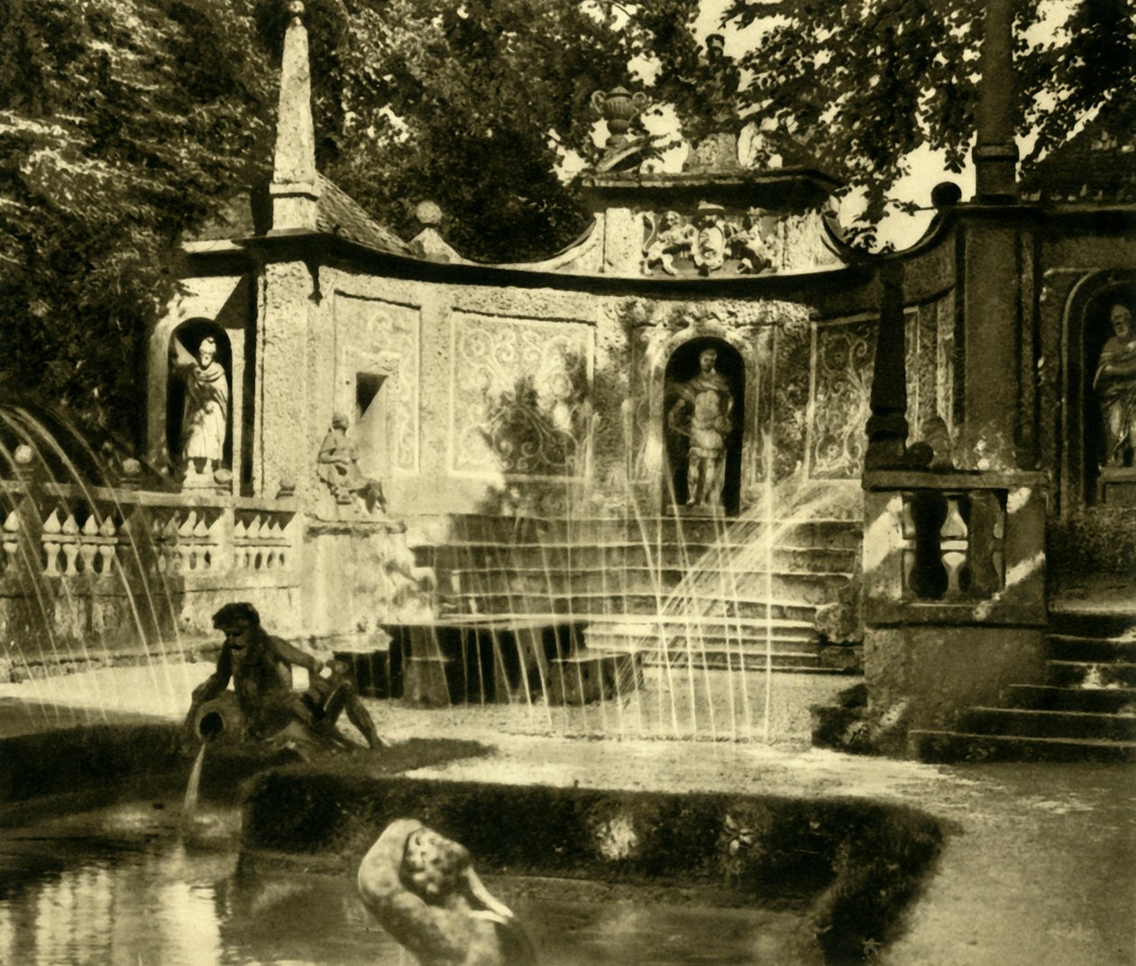 Szökőkutak, Hellbrunni Palota, Salzburg, Ausztria, 1935. alkotó: Unbekannt