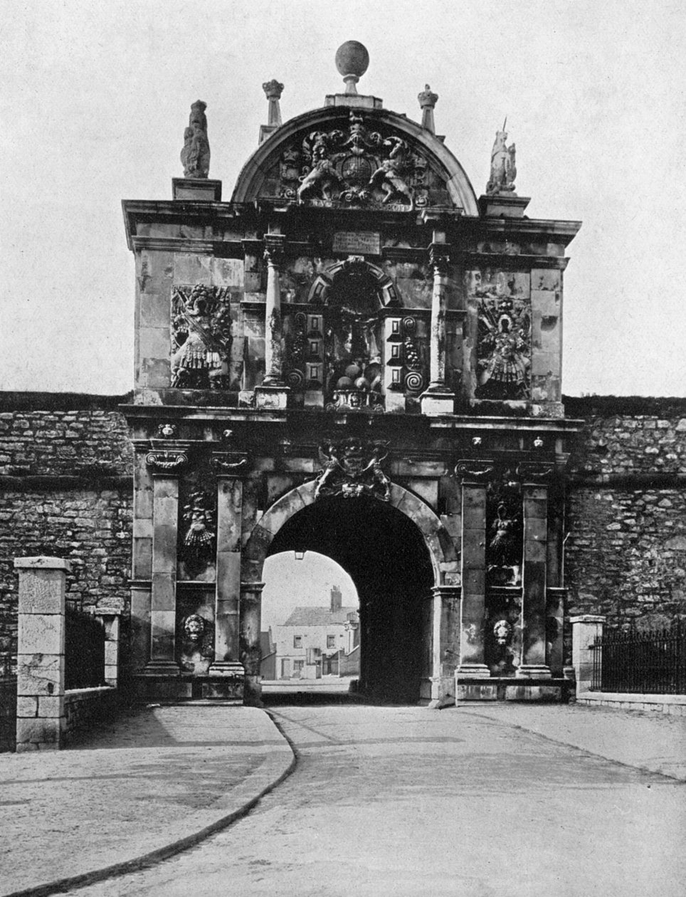 A Citadella kapuja, Plymouth, Devon, 1924-1926 alkotó: Unbekannt