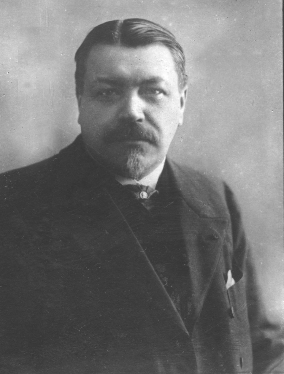Ginisty, 1893 alkotó: Unbekannt