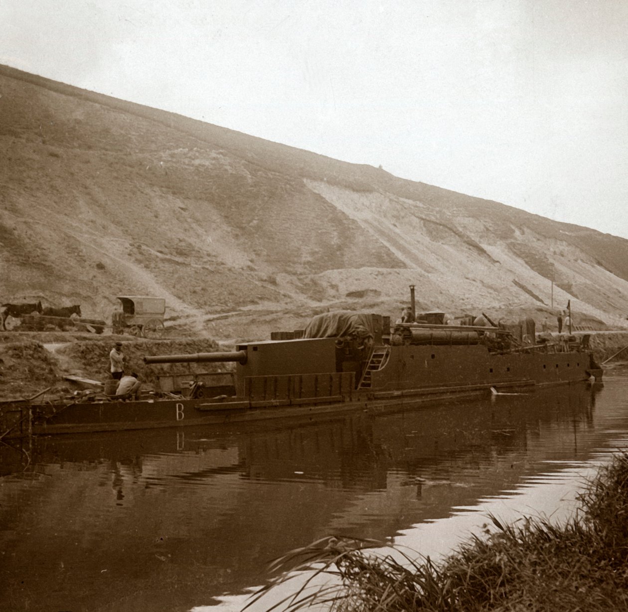 Gunboat, Genicourt, Észak-Franciaország, c1914-c1918 alkotó: Unbekannt