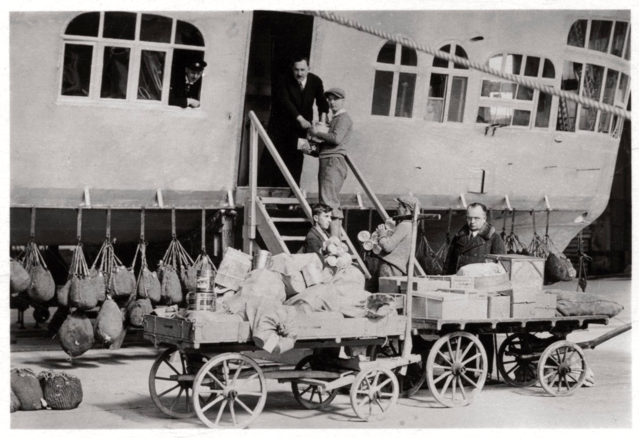 Rakodási rendelkezések, Zeppelin LZ 127 Graf Zeppelin, 1933 alkotó: Unbekannt