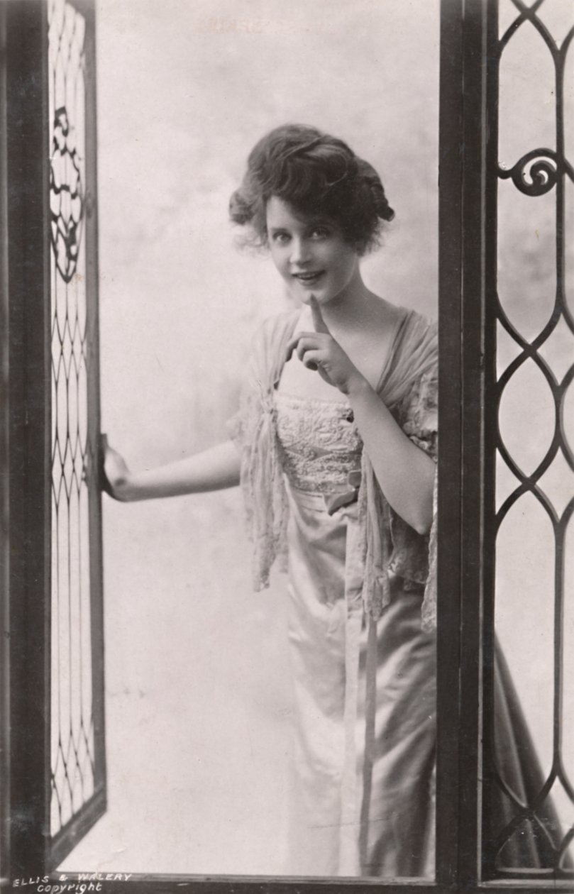 Miss Billie Burke, 1884-1970, c1930. alkotó: Unbekannt