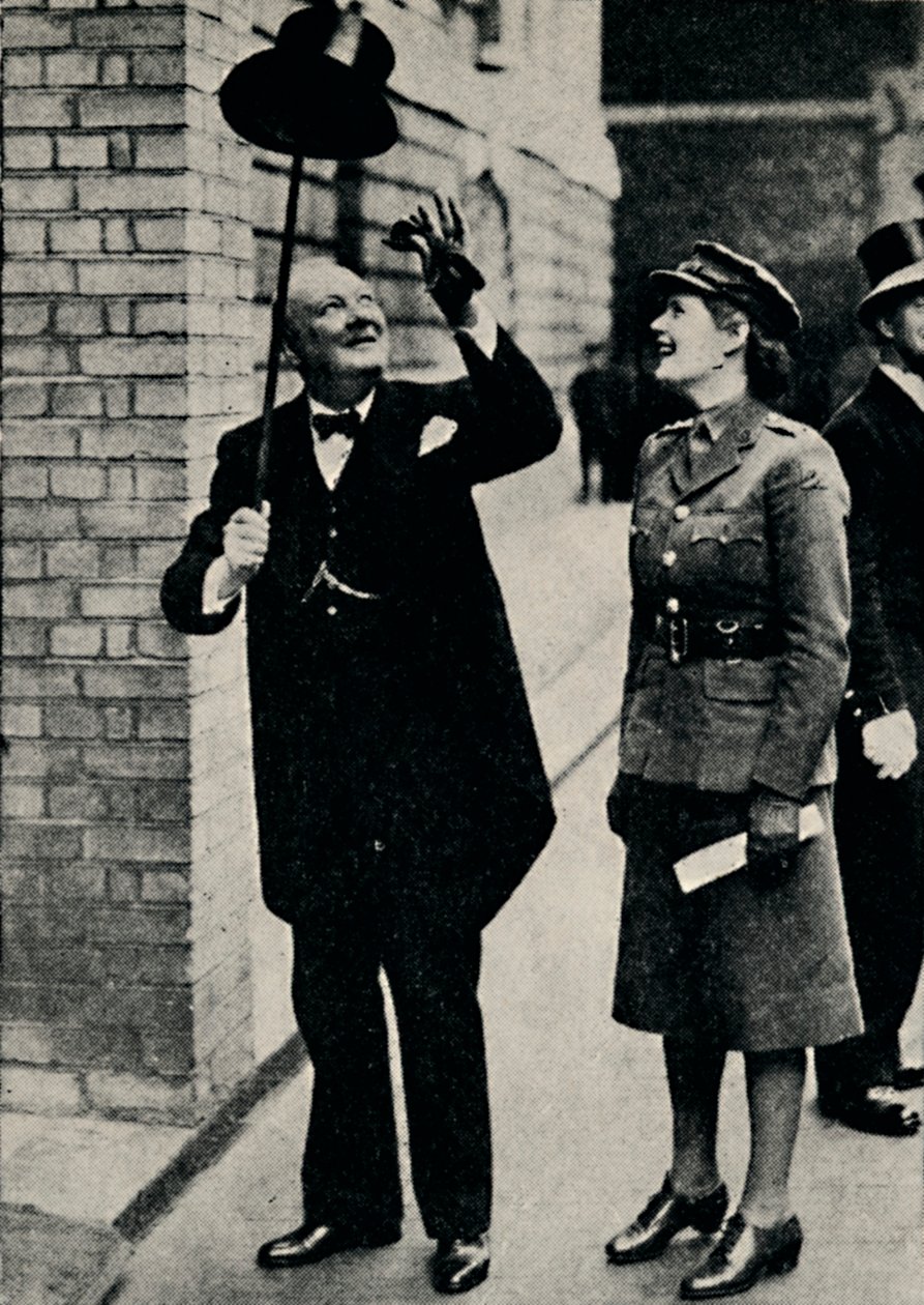 Mr. Churchill vidám hangulatban, 1940-es évek, 1945. alkotó: Unbekannt