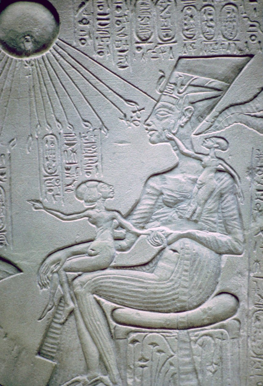 Nefertiti és két lánya alkotó: Unbekannt