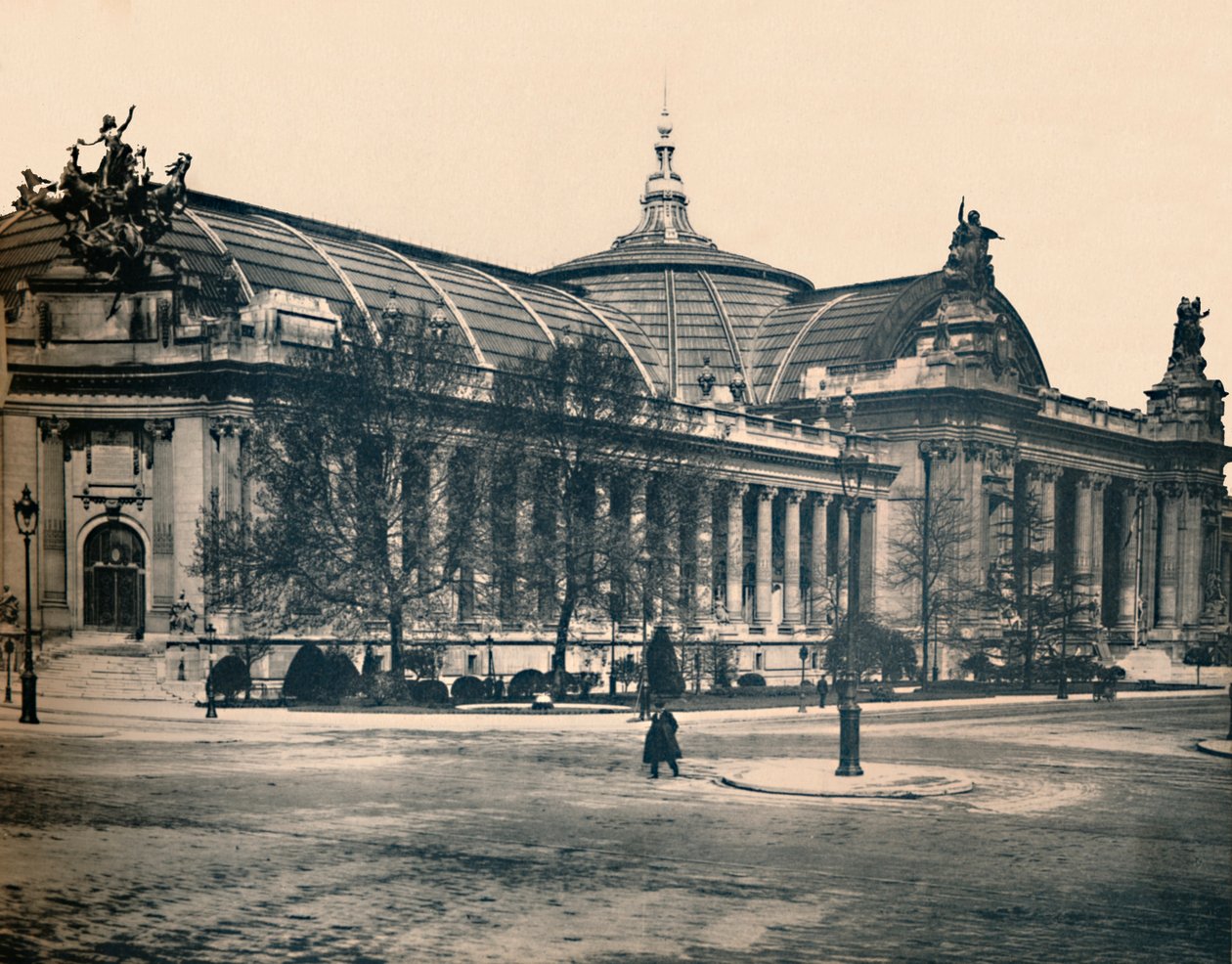 Párizs. - A Nagy Palota. -LL, c1910. alkotó: Unbekannt