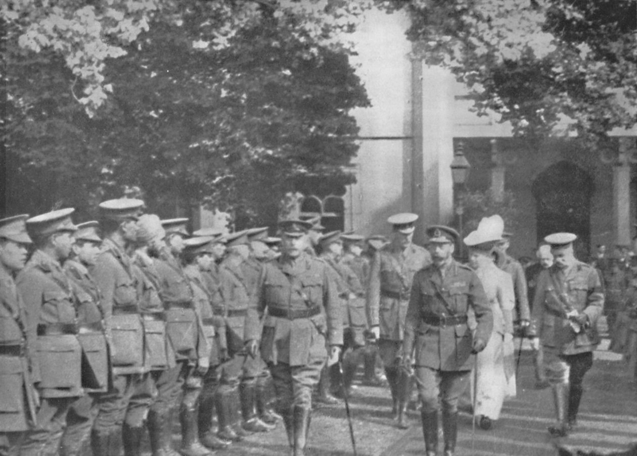 Proceeding To The Investiture, 1915. augusztus 25., 1939 alkotó: Unbekannt