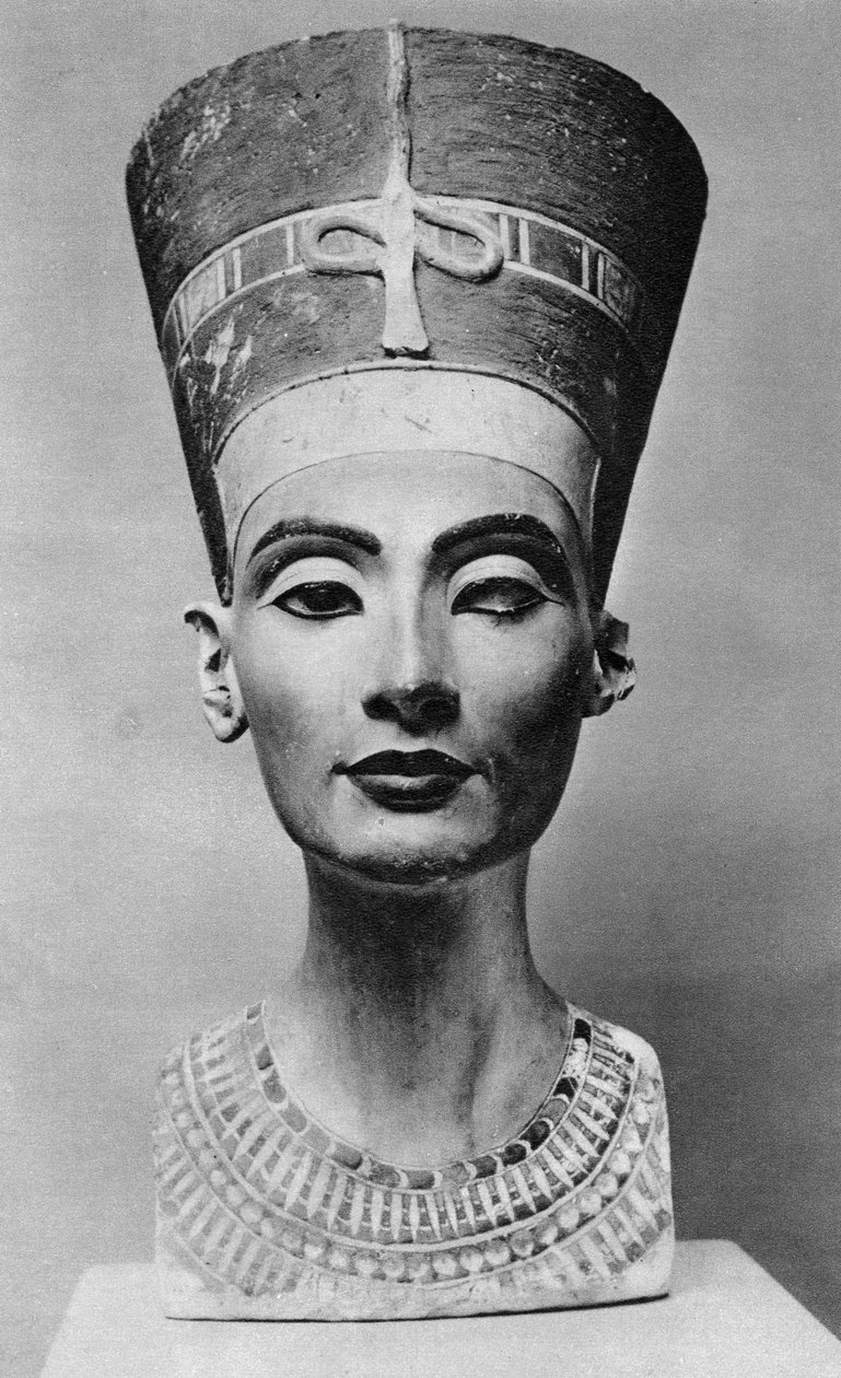 Nefertiti királynő Kr.e. 1410-1330, ie 1370, 1936 alkotó: Unbekannt