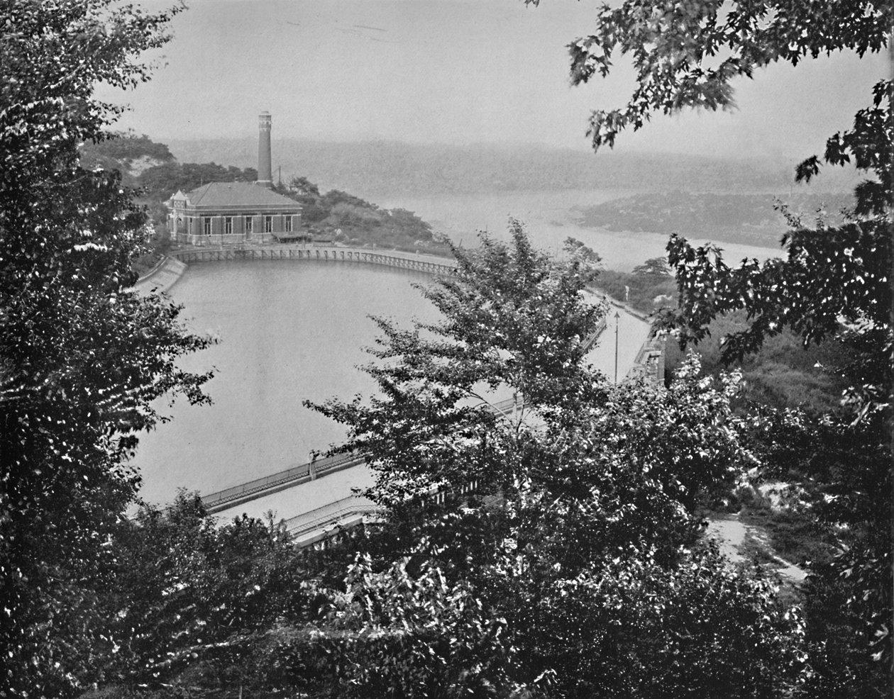 Víztározó, Eden Park, Cincinnati, Ohio, 1897. alkotó: Unbekannt