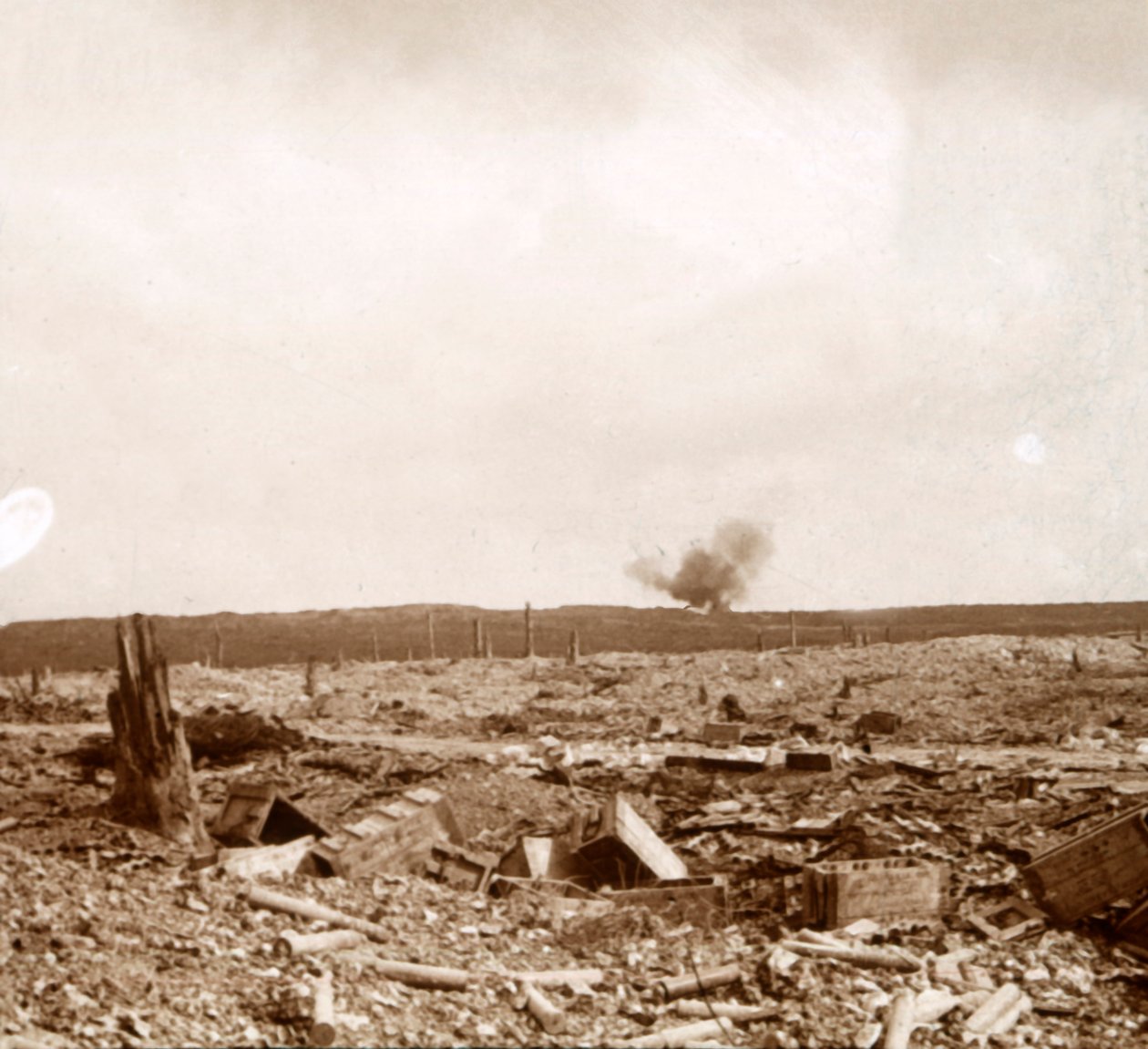 Shell, Douaumont, Észak-Franciaország, 1917 alkotó: Unbekannt