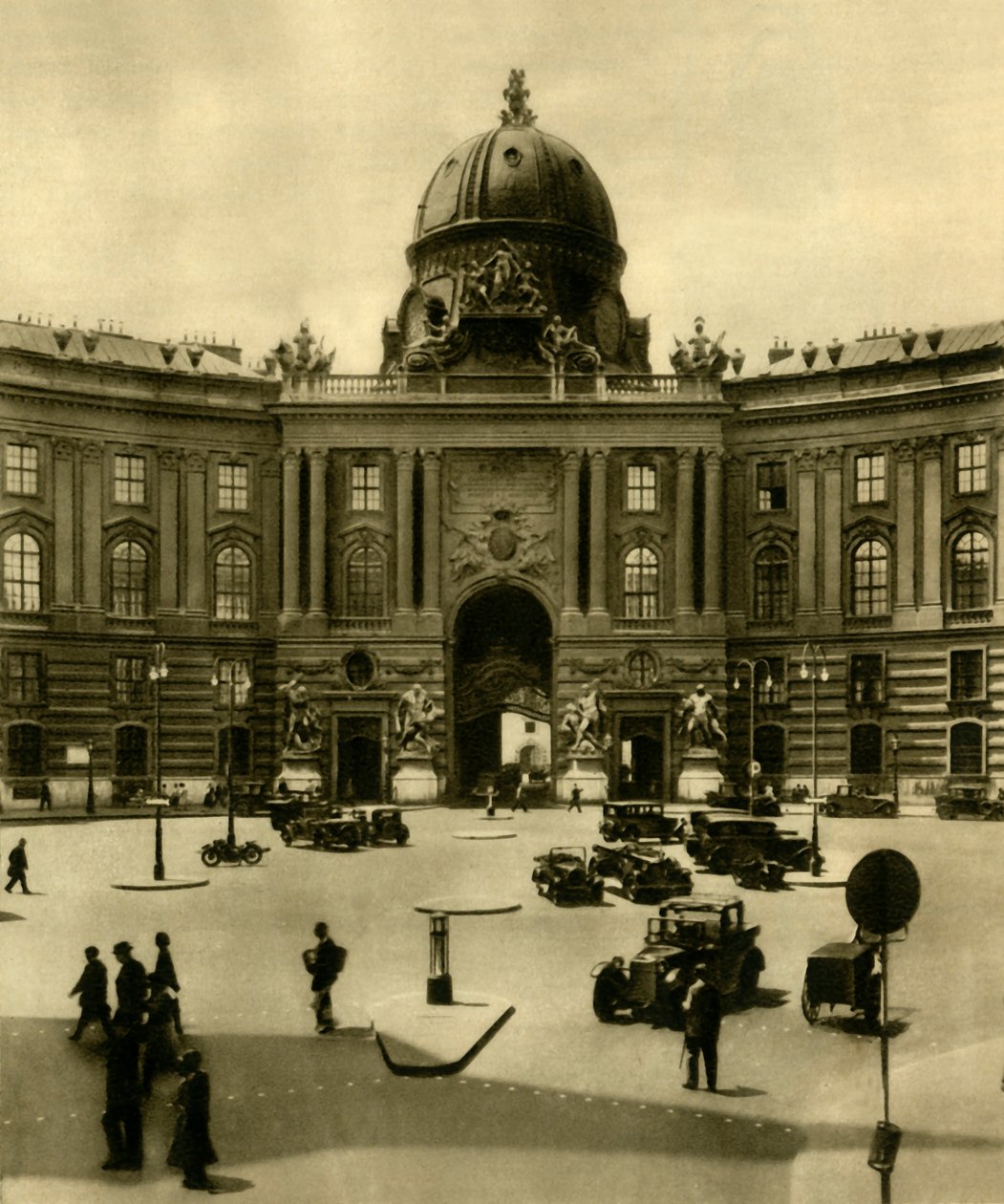 A Hofburg, Bécs, Ausztria, 1935. alkotó: Unbekannt