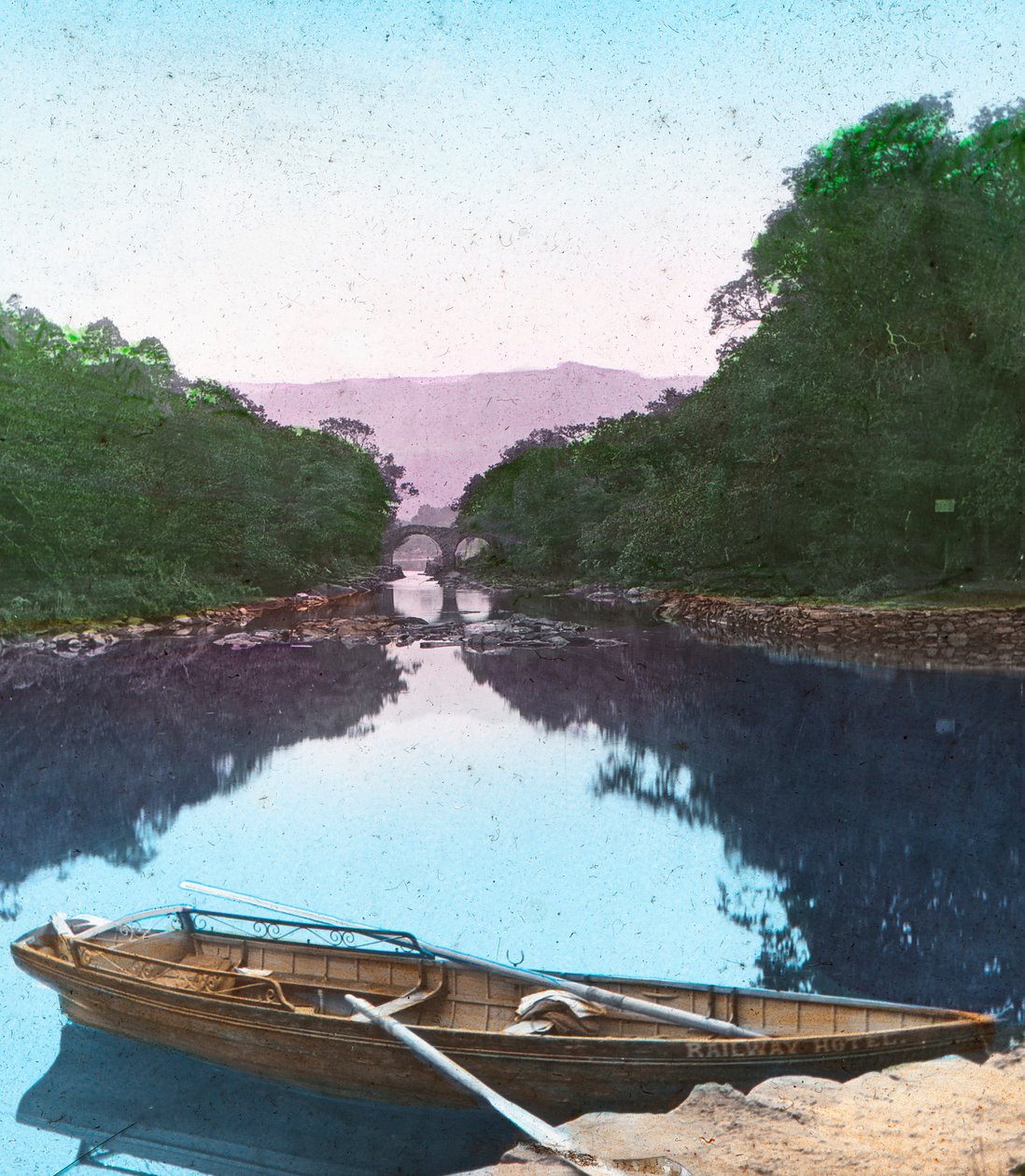 The Meeting of the Waters, Killarney, c1910 alkotó: Unbekannt
